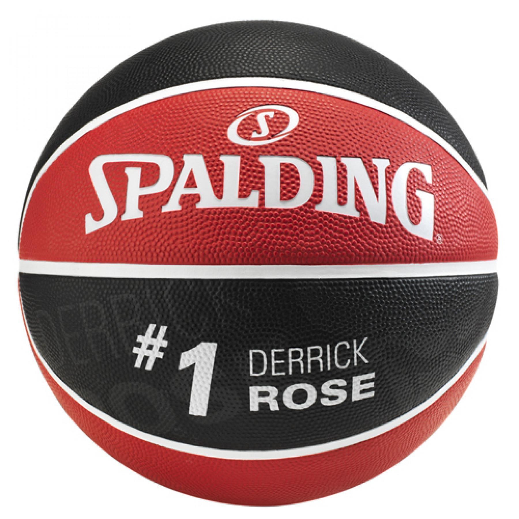 Globo Spalding Player Derrick Rose