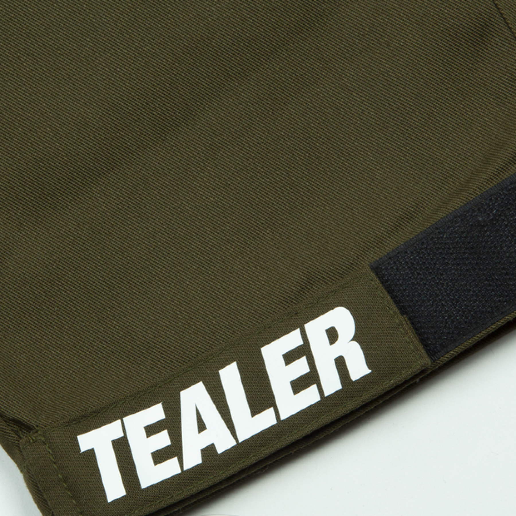Chino Tealer Winter Cut Out