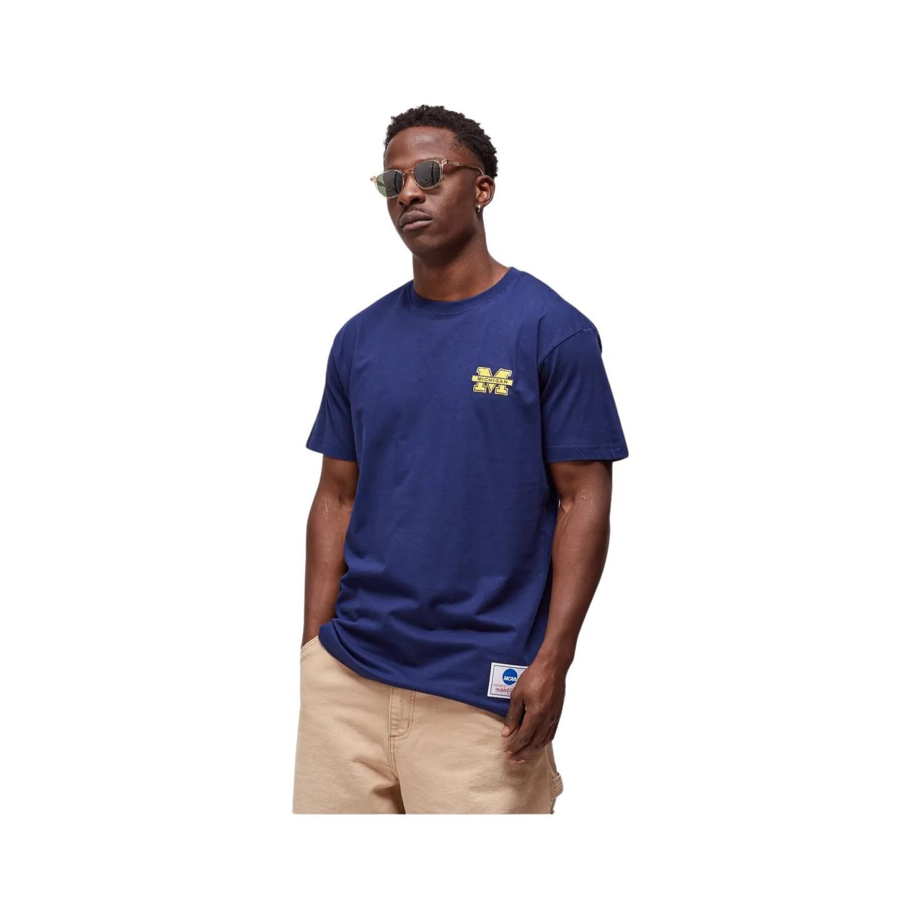 Camiseta Universidad de Michigan logo bordado