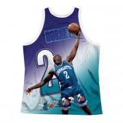 Jersey Charlotte Hornets behind the back